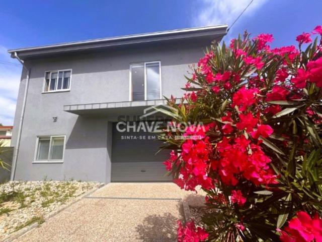 Casa venda em Vilar de Andorinho, Vila Nova De Gaia