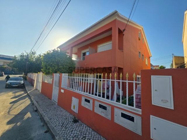 Casa venda em Almada, Setúbal