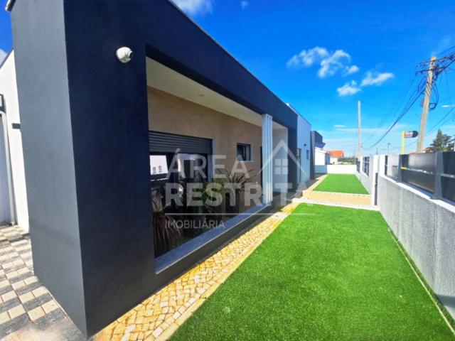 Casa venda em Azeitão (São Lourenço e São Simão), Setúbal