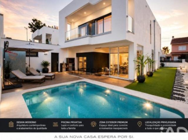Casa venda em Aroeira, Almada