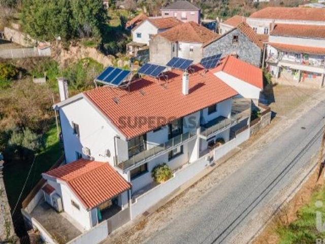 Casa venda em Couto Do Mosteiro, Viseu