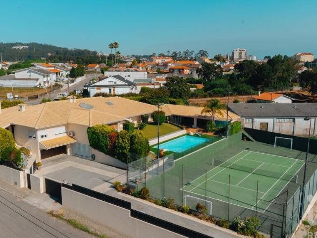 Vivenda venda em Paços de Brandão, Santa Maria da Feira