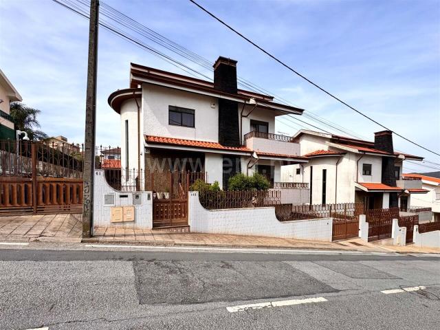 Casa venda em Escoura, Gondomar