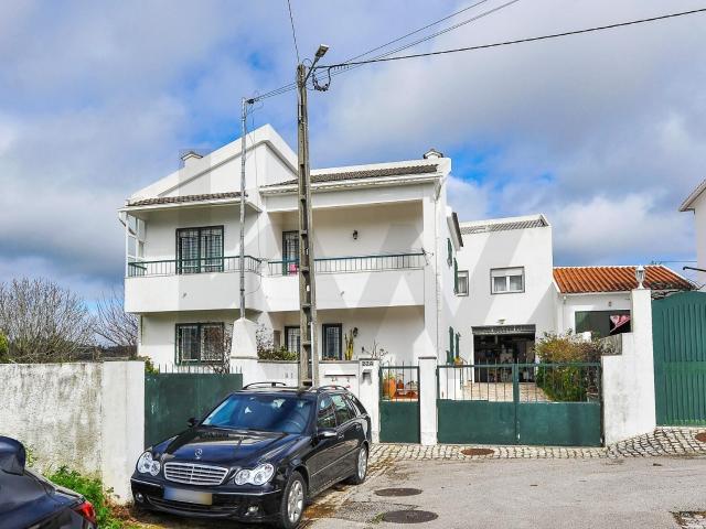 Casa venda em Bairro dos CTT, Odivelas