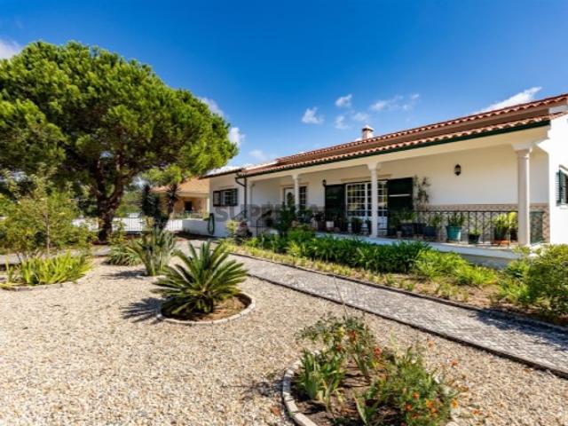 Casa venda em Urbisol, Nazaré