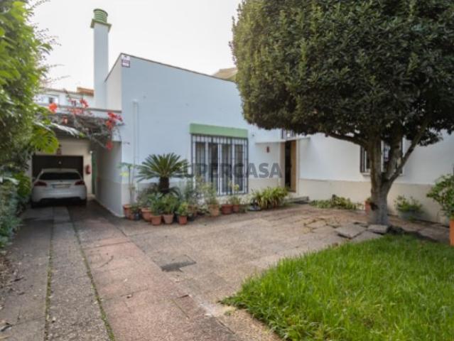 Casa venda em Nova Oeiras, Oeiras