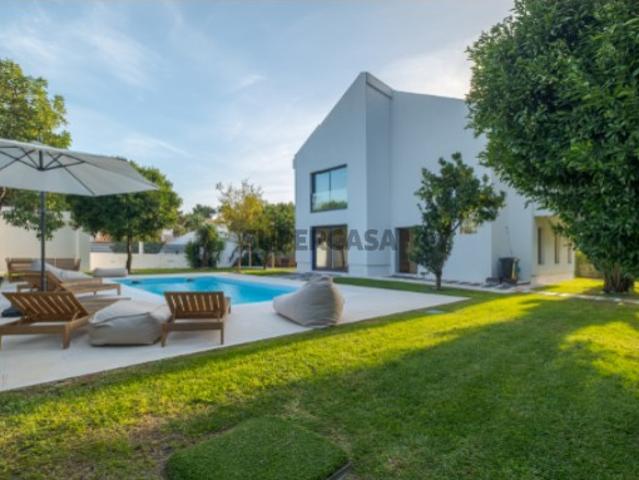 Casa venda em Aroeira, Almada