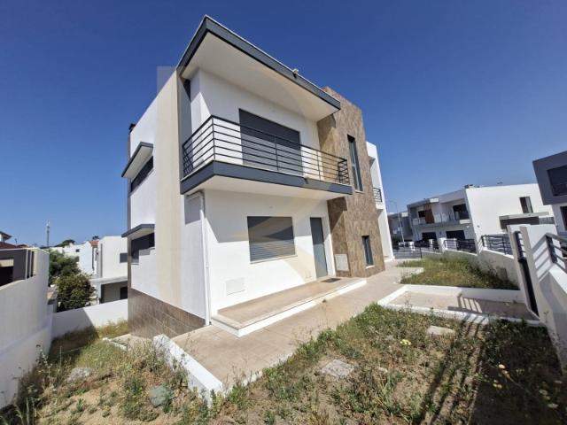Casa venda em Quinta das Amoreiras, Almada