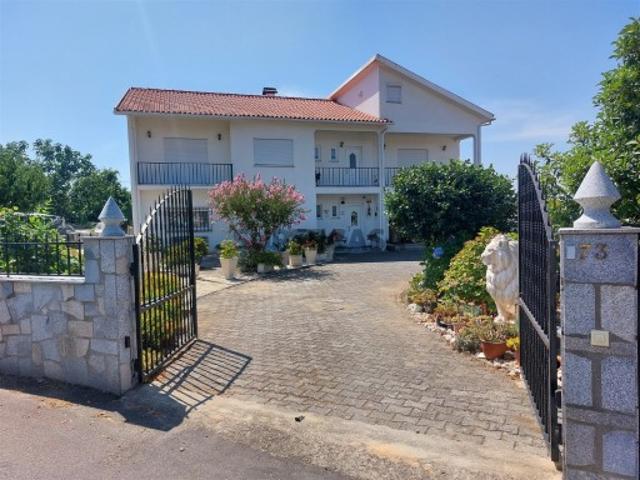 Casa venda em Mourilhe, Viseu