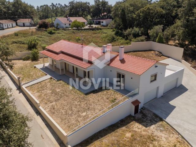 Casa venda em Cabeço do Rocho, Porto De Mós