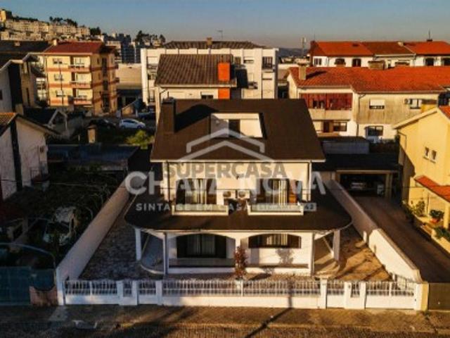 Casa venda em Vilar de Andorinho, Vila Nova De Gaia
