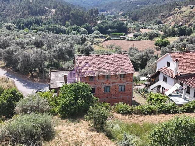 Casa venda em Pampilhosa Da Serra, Coimbra