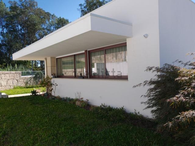Casa venda em Vila Nova, Amares