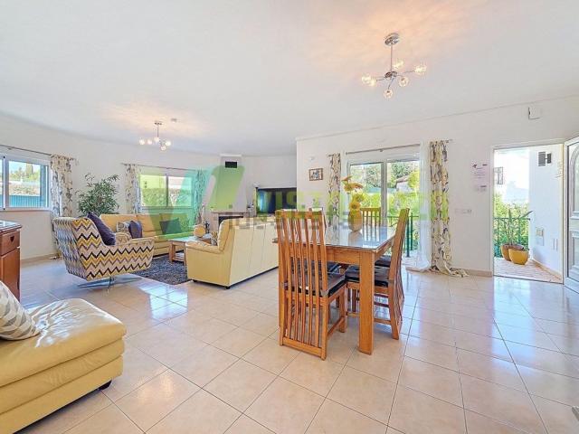 Casa venda em Mato Serrão, Carvoeiro