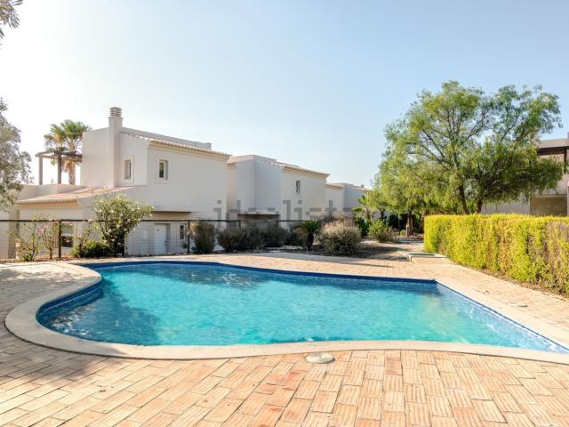 Casa venda em Mato Serrão, Carvoeiro