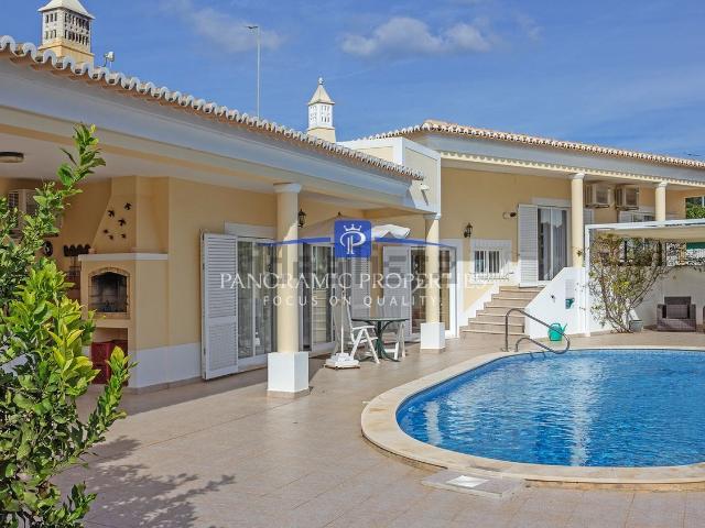 Casa venda em Montes Juntos, Lagos