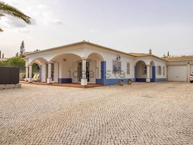 Casa venda em Caliças, Lagos