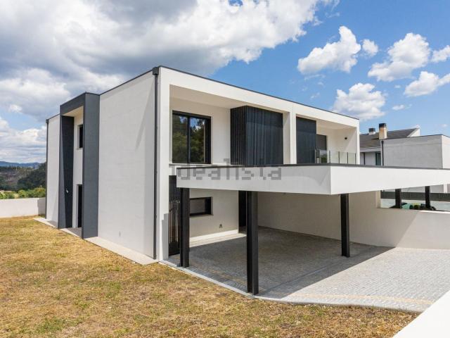 Moradia venda em Lanhoso, Tinocos