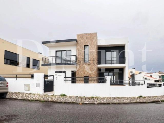 Casa venda em Quinta das Amoreiras, Almada
