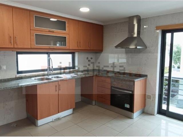 Casa venda em Quinta do Gato Bravo, Almada