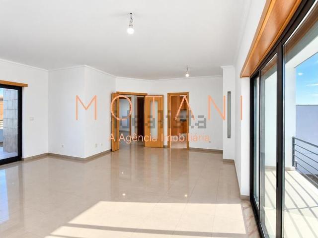 Casa venda em Quinta das Amoreiras, Almada