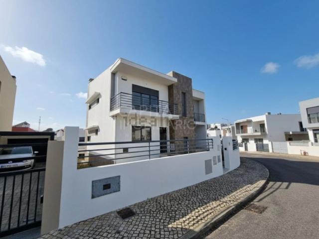 Casa venda em Alembrança, Almada