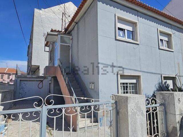 Casa venda em Alembrança, Almada