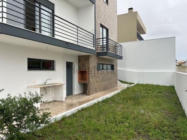 Casa venda em Quinta das Amoreiras, Almada