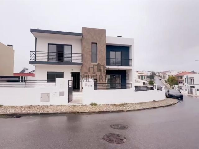 Casa venda em Quinta do Americano, Almada