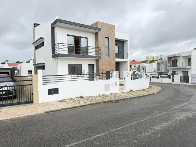 Casa venda em Quinta das Amoreiras, Almada
