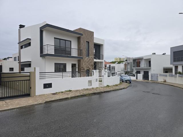 Casa venda em Quinta das Amoreiras, Almada