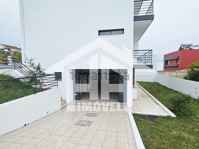 Casa venda em Quinta das Amoreiras, Almada