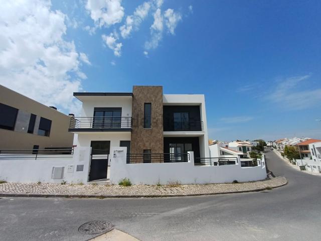 Casa venda em Quinta das Amoreiras, Almada