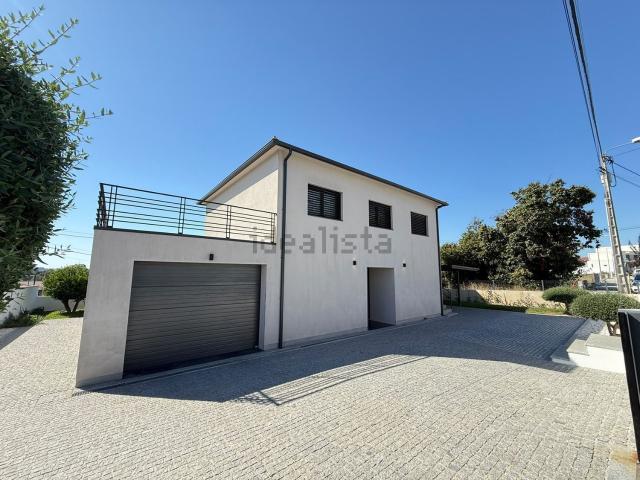 Casa venda em Gavião, Braga