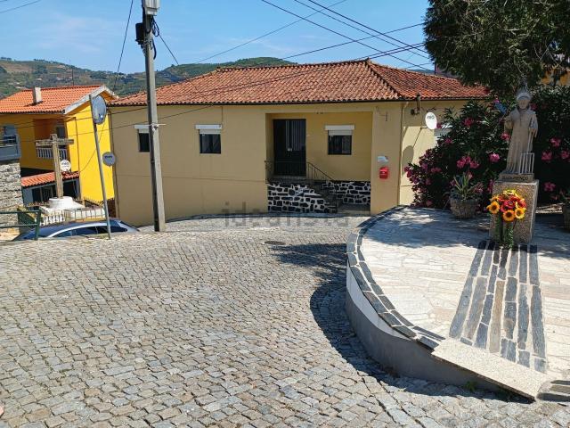 Casa venda em Santa Marta De Penaguião, Vila Real