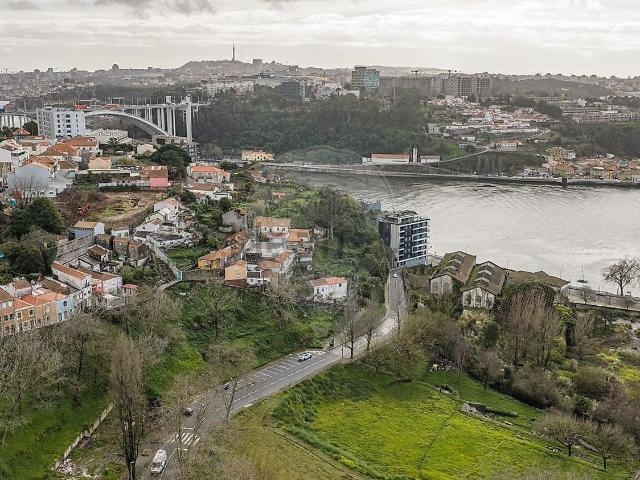 Casa venda em Porto, Lordelo Do Ouro