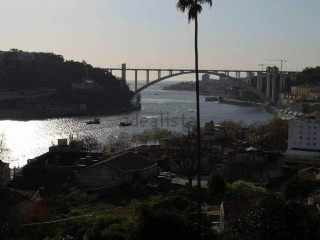 Casa alugar em Porto, Lordelo Do Ouro