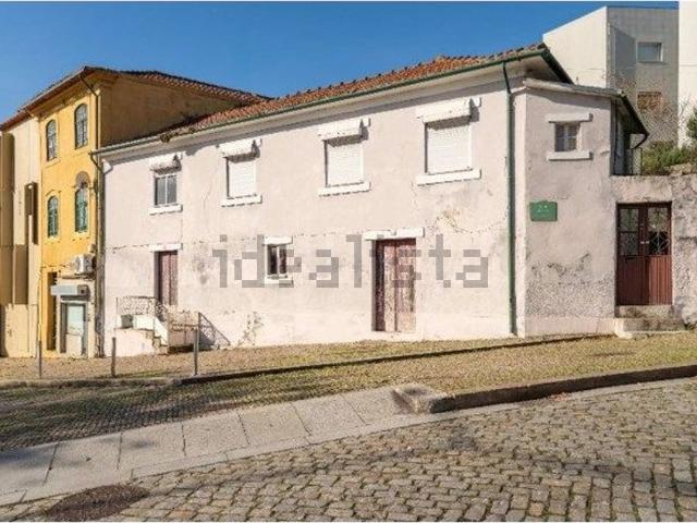 Casa venda em Porto, Lordelo Do Ouro