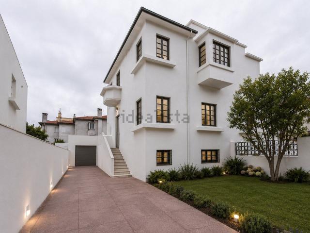 Casa venda em Bairro Marechal Gomes da Costa, Porto