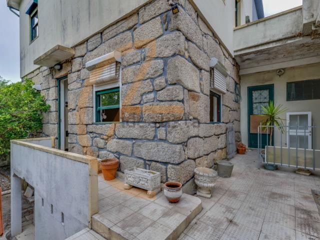 Casa venda em Porto, Lordelo Do Ouro