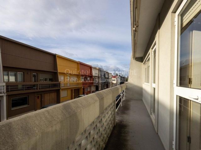 Casa venda em Porto, Lordelo Do Ouro