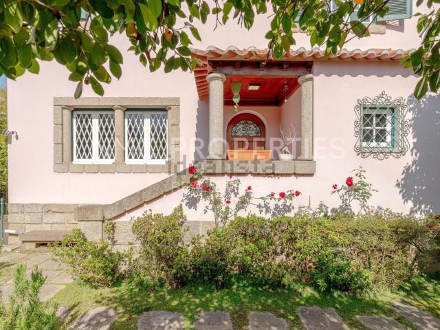 Casa venda em Porto, Lordelo Do Ouro