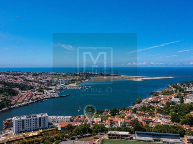 Casa venda em Porto, Lordelo Do Ouro