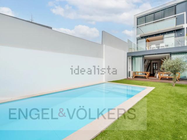Casa venda em Porto, Lordelo Do Ouro