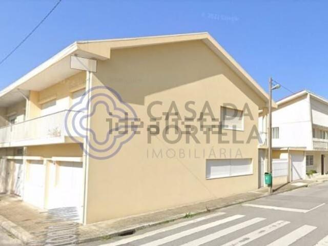 Casa venda em Porto, Lordelo Do Ouro