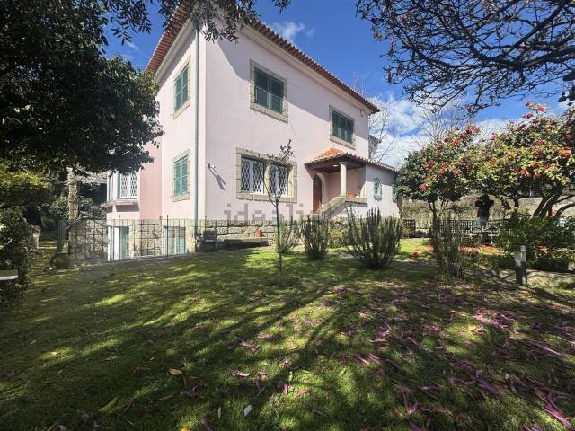 Casa venda em Porto, Lordelo Do Ouro
