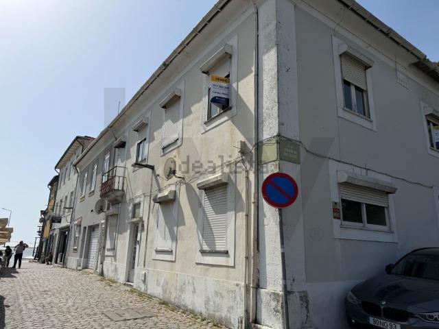 Casa venda em Porto, Lordelo Do Ouro