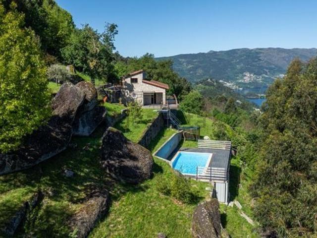Casa venda em Parada Do Bouro, Braga