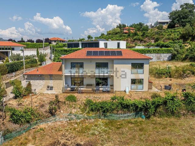 Casa venda em Candão, Parada Do Bouro
