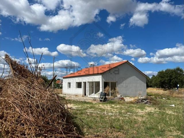Casa venda em Madalena e Beselga, Tomar